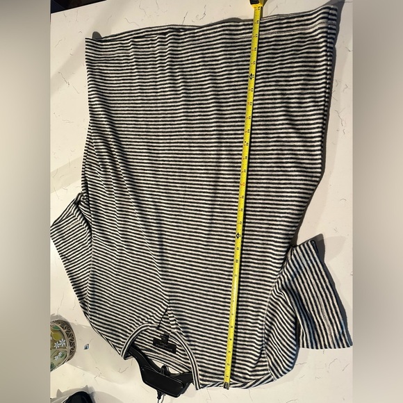 Banana Republic Henley T Shirt Men Slub Linen Blend Navy striped  SS NWOT - Picture 5 of 6